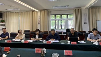 集团领导带队赴泰州文旅集团考察调研