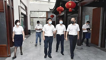 朱永兴董事长带队检查集团酒店疫情防控情况