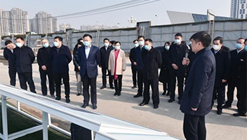 全市宣传部长会议观摩活动走进板闸遗址公园项目