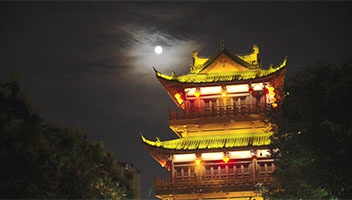 月光下的里运河，真美！