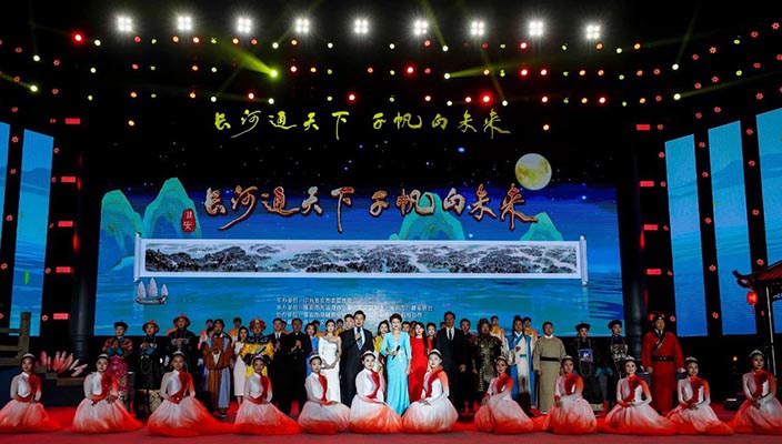 大型户外音诗画《长河通天下 千帆向未来》在大运河板闸遗址公园精彩亮相