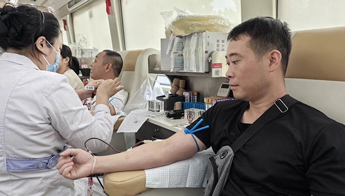 市文旅集团组织开展无偿献血活动